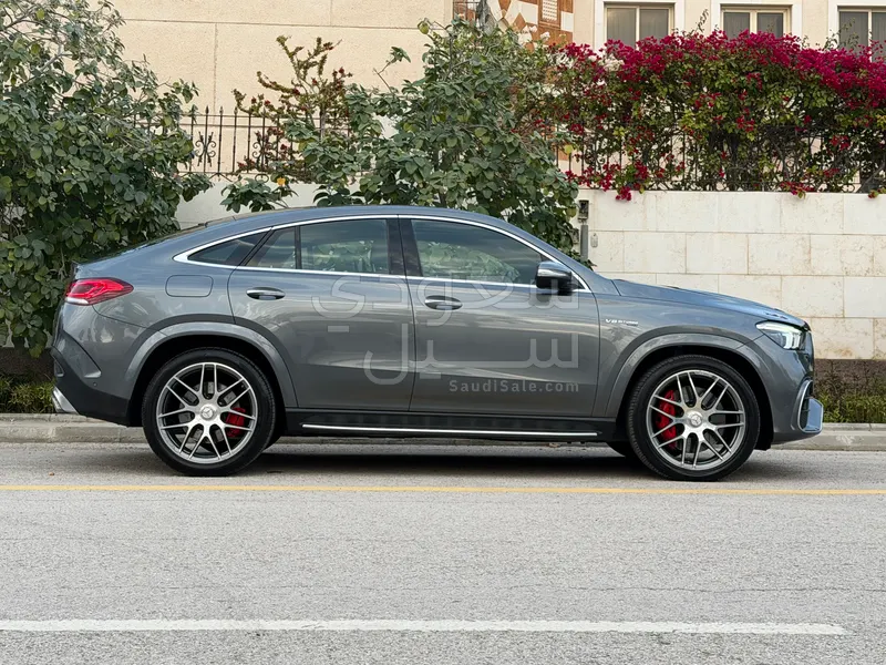 2021 مرسيدس - بنز جي إل إي 63 أي إم جي