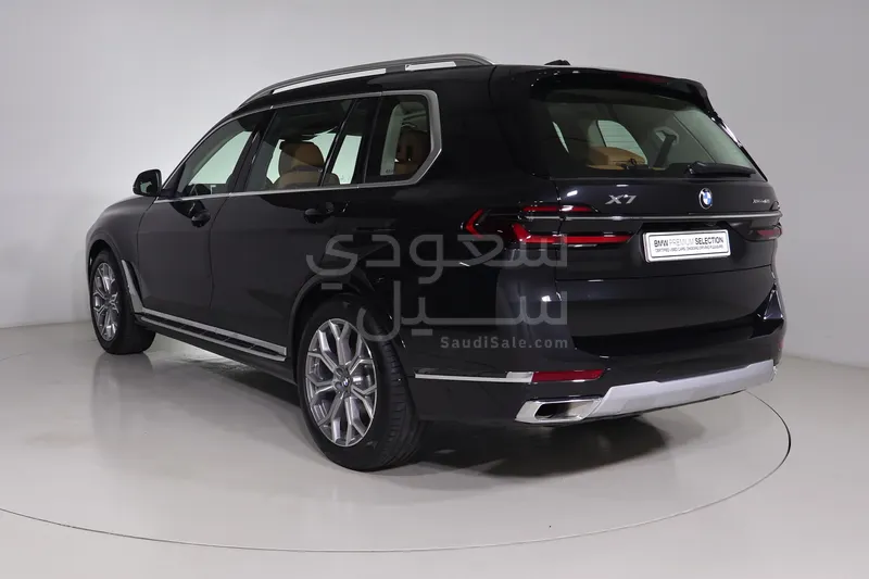 2026 بي ام دبليو الفئة اكس 7