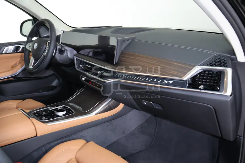 2026 بي ام دبليو الفئة اكس 7