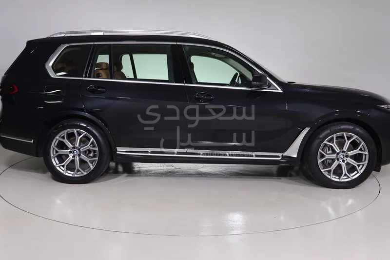 2026 بي ام دبليو الفئة اكس 7