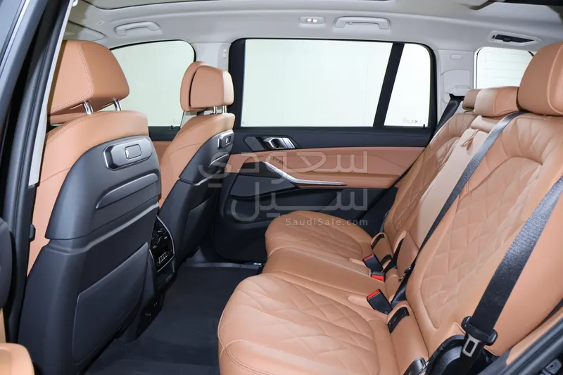 2026 بي ام دبليو الفئة اكس 7