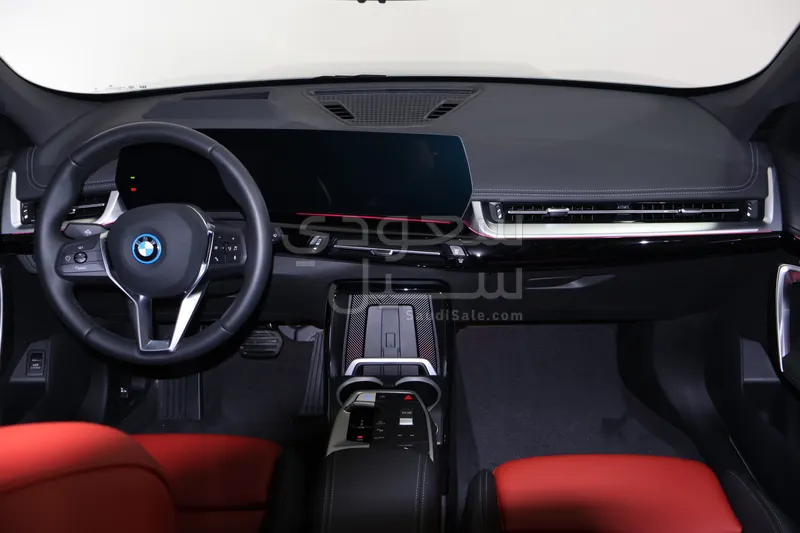 2025 بي ام دبليو الفئة اي