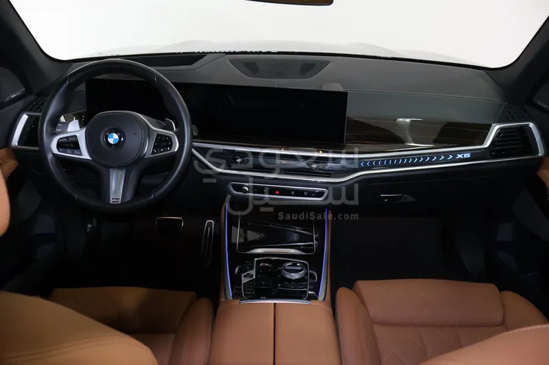 2025 بي ام دبليو الفئة اكس 5 إم كت