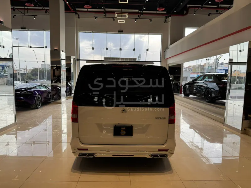 2018 مرسيدس - بنز في 250