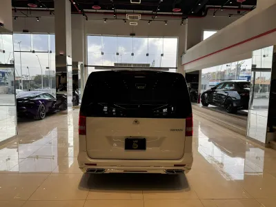 2018 مرسيدس - بنز في 250