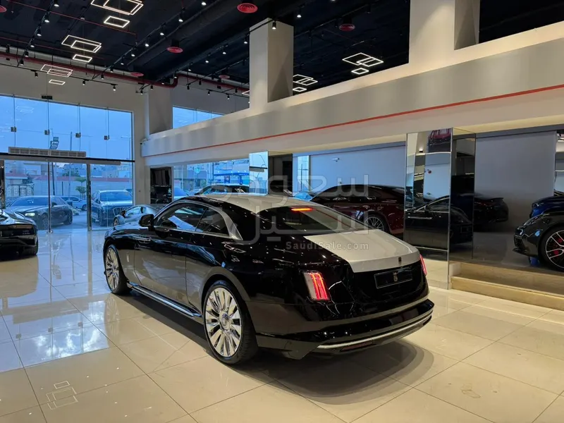 2025 رولز رويس سبيكتر