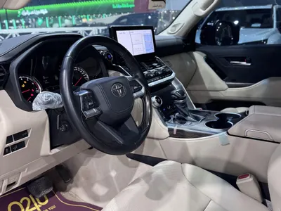 2024 تويوتا لاند كروزر في اكس ار