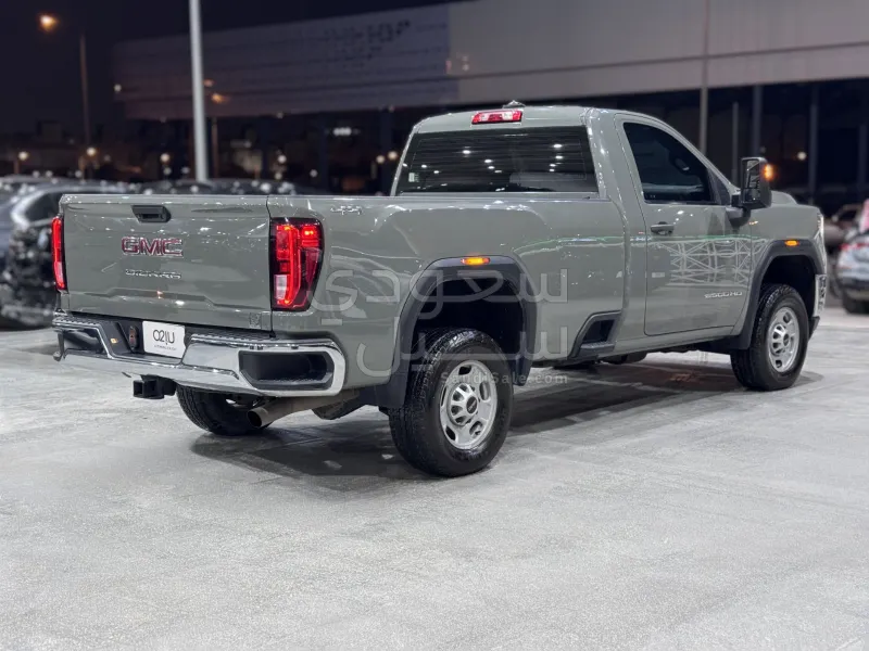 2022 جي ام سي سييرا اتش دي 2500