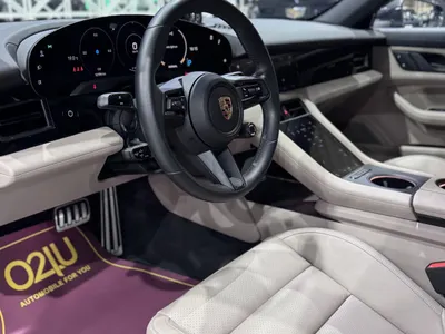 2023 بورش تايكان