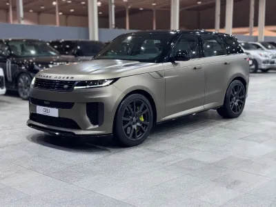 2024 لاند روفر رينج روفر سبورت اس في