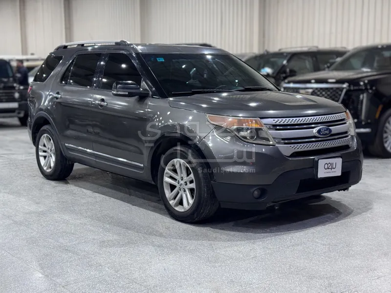 2015 فورد اكسبلورر اكس ال تي