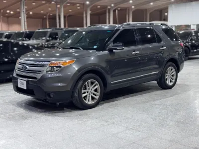 2015 فورد اكسبلورر اكس ال تي