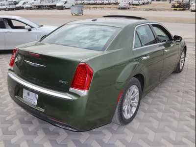 2018 كرايسلر 300 سي