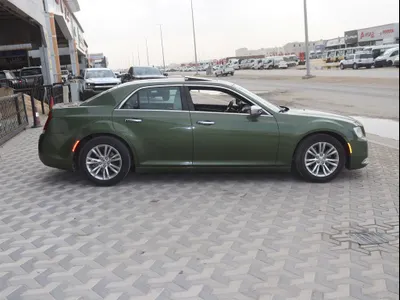 2018 كرايسلر 300 سي