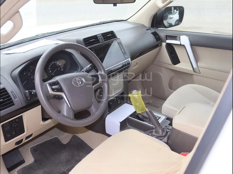 2023 تويوتا برادو تي اكس ال