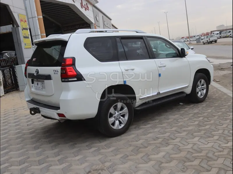 2023 تويوتا برادو تي اكس ال