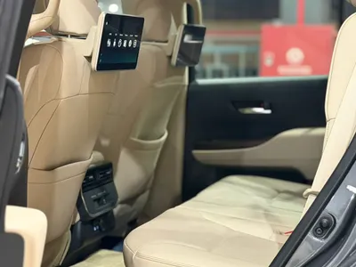 2023 تويوتا لاند كروزر جي اكس ار