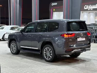 2023 تويوتا لاند كروزر جي اكس ار