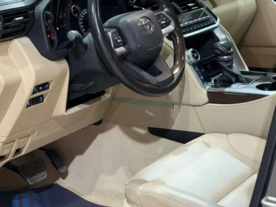 2023 تويوتا لاند كروزر جي اكس ار