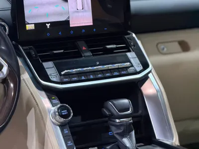 2023 تويوتا لاند كروزر جي اكس ار