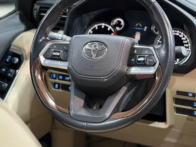 2023 تويوتا لاند كروزر جي اكس ار