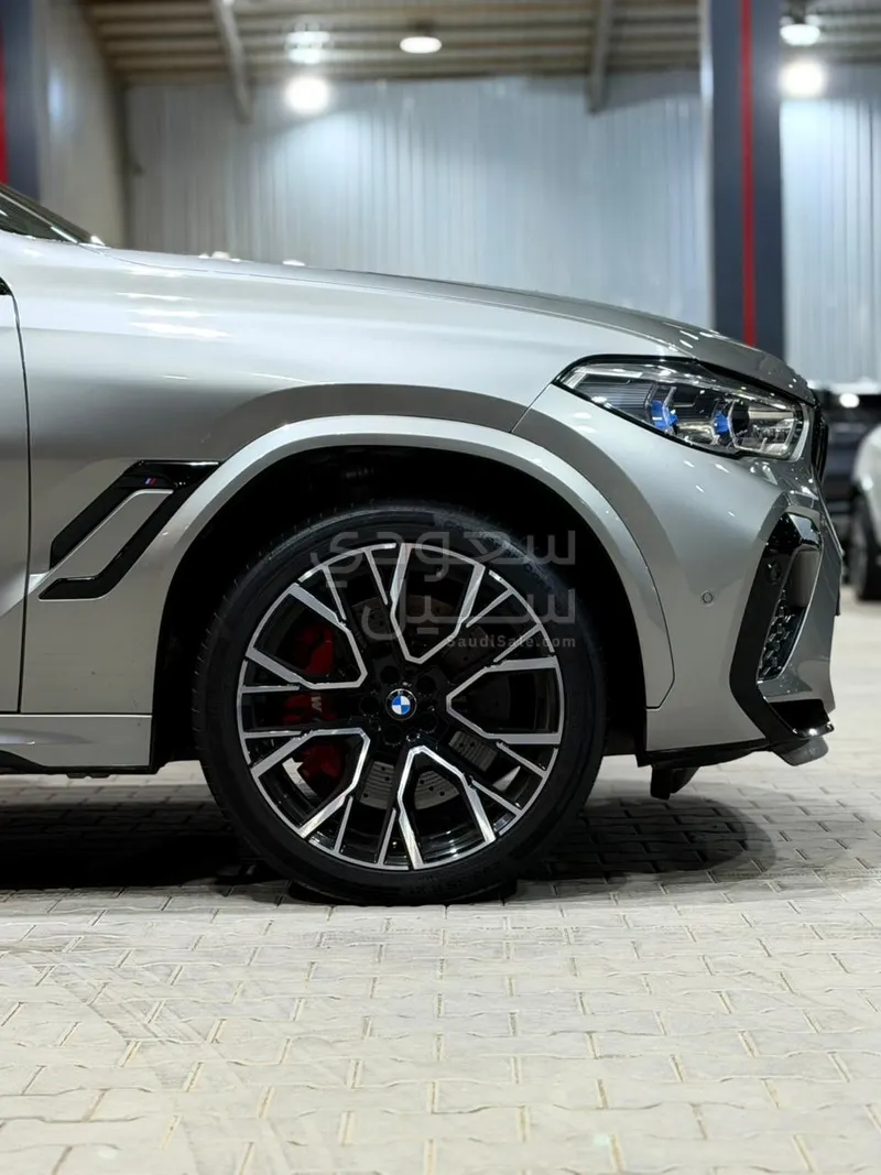 2022 بي ام دبليو الفئة اكس 6 إم كومبيتيشن