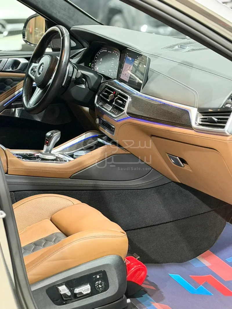 2022 بي ام دبليو الفئة اكس 6 إم كومبيتيشن