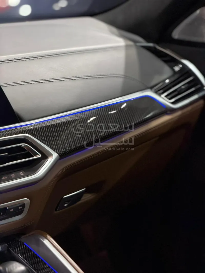 2022 بي ام دبليو الفئة اكس 6 إم كومبيتيشن