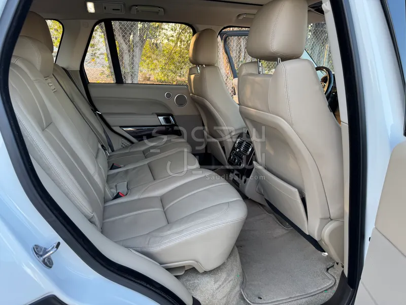 2016 Land Rover Range Rover HSE