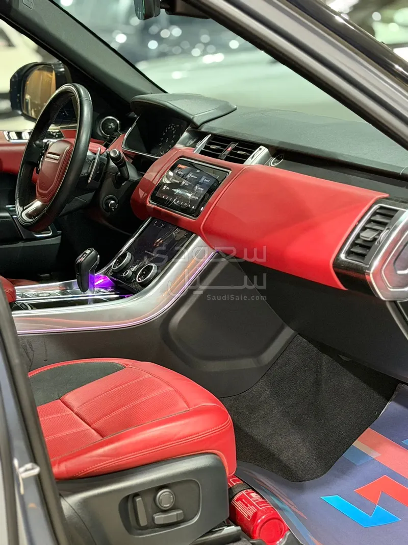 2020 لاند روفر رينج روفر سبورت اس اي