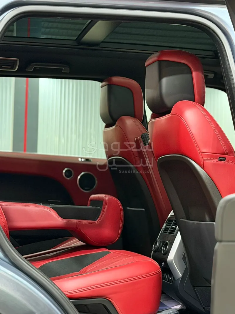 2020 لاند روفر رينج روفر سبورت اس اي