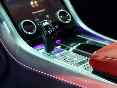 2020 لاند روفر رينج روفر سبورت اس اي