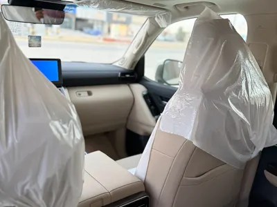 2025 تويوتا لاند كروزر جي اكس ار