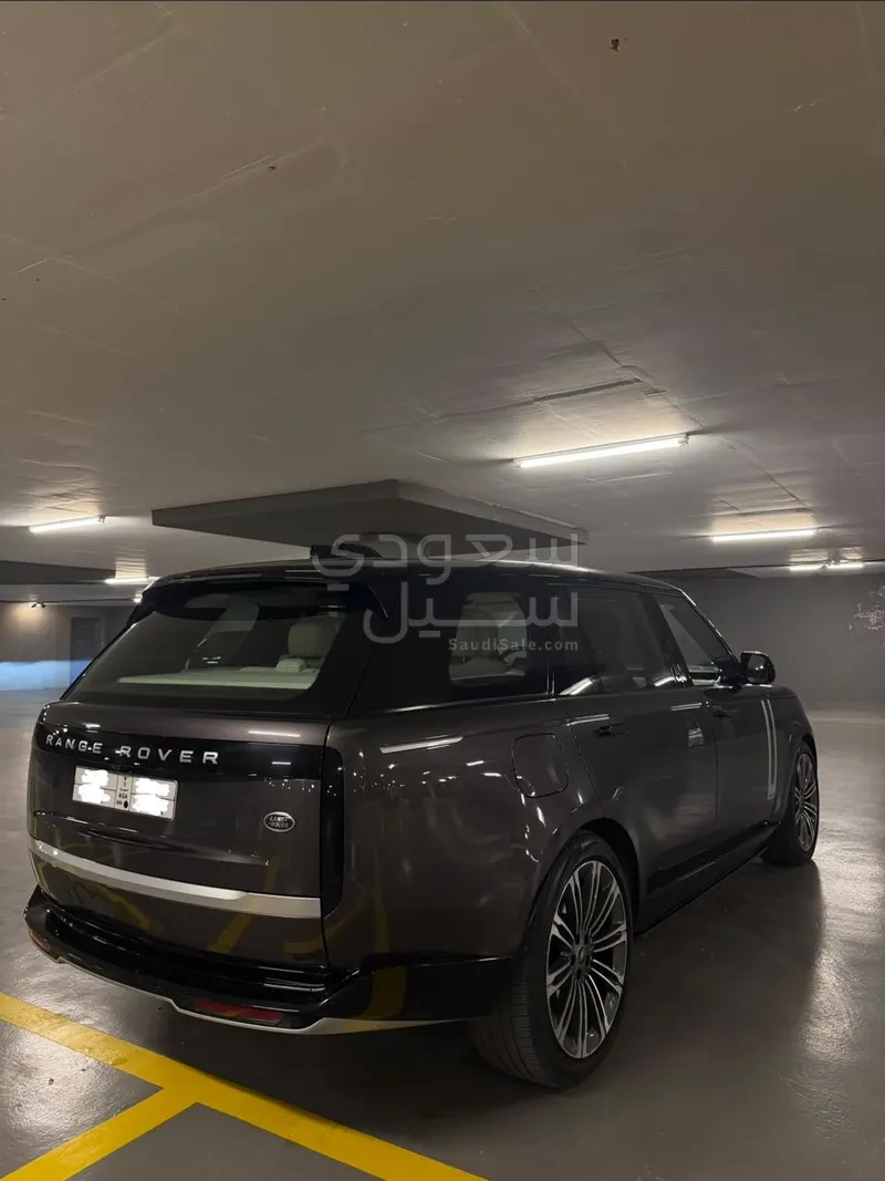 2023 لاند روفر رينج روفر فوج اوتوبيوغرافي