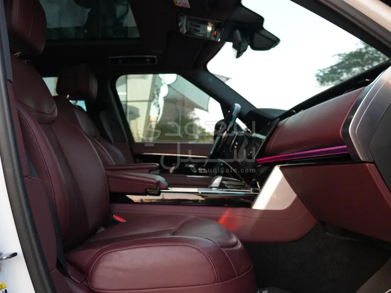 2024 لاند روفر رينج روفر فوج اتش اس اي