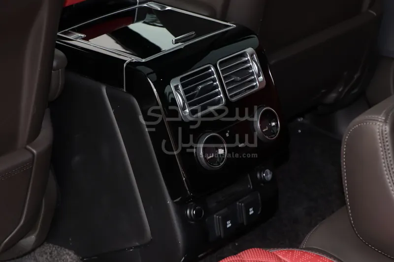 2021 لاند روفر رينج روفر فوج ال