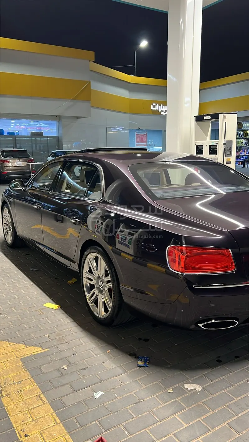 2016 بنتلي كونتيننتل فلاينج سبير