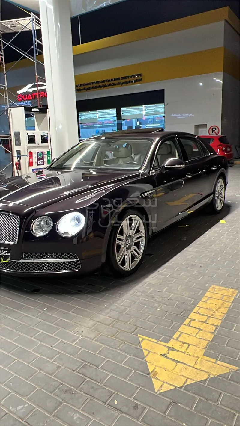 2016 بنتلي كونتيننتل فلاينج سبير