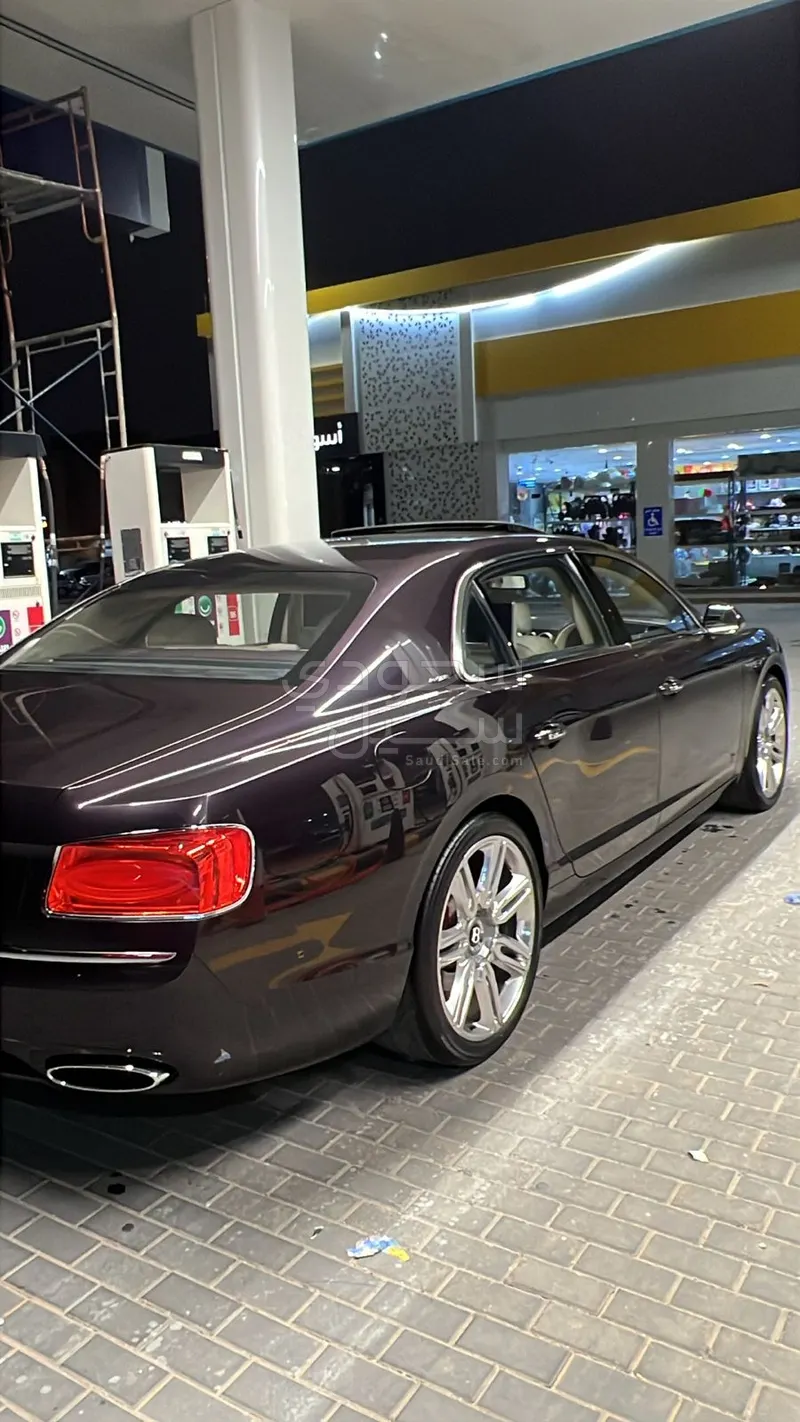 2016 بنتلي كونتيننتل فلاينج سبير