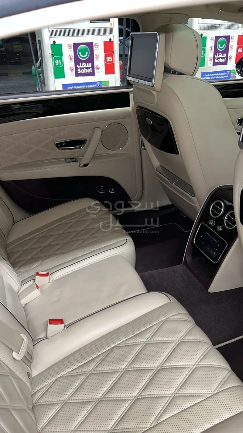 2016 بنتلي كونتيننتل فلاينج سبير