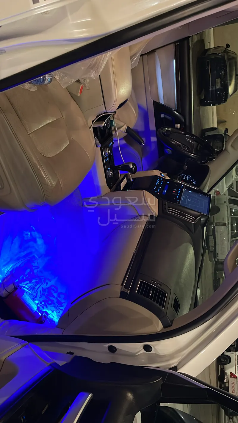 2021 تويوتا لاند كروزر جي اكس ار جراند تورينج