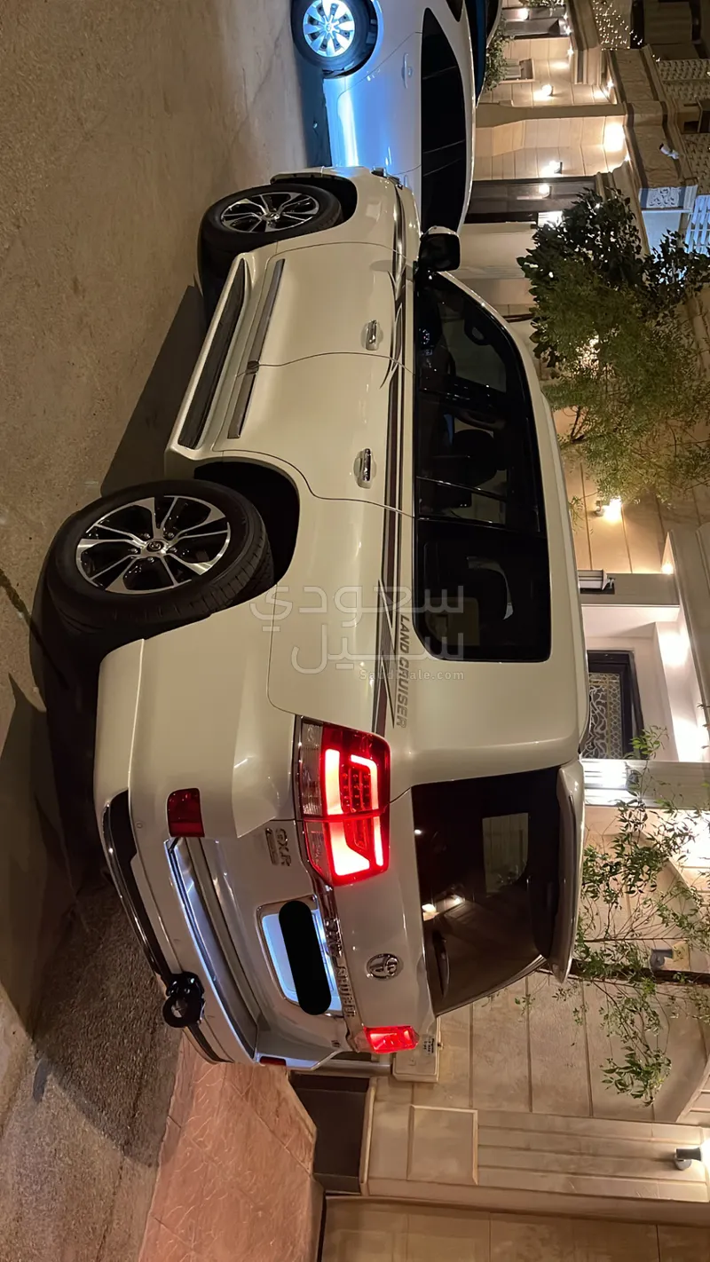 2021 تويوتا لاند كروزر جي اكس ار جراند تورينج