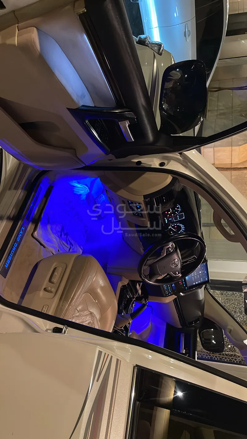 2021 تويوتا لاند كروزر جي اكس ار جراند تورينج