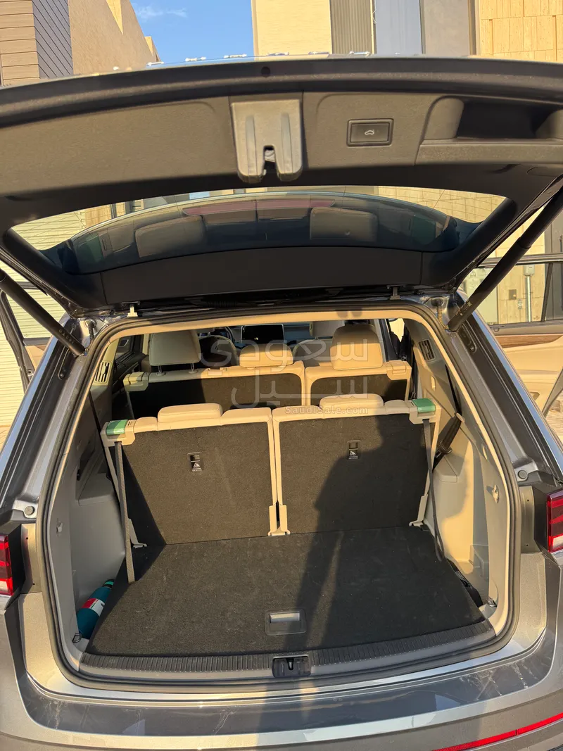 2024 فولكس واجن تيرامونت ار لاين