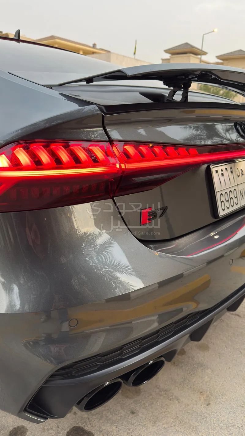 2020 اودي اس 7