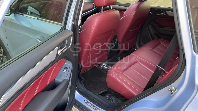 2022 ام جي ار اكس 5