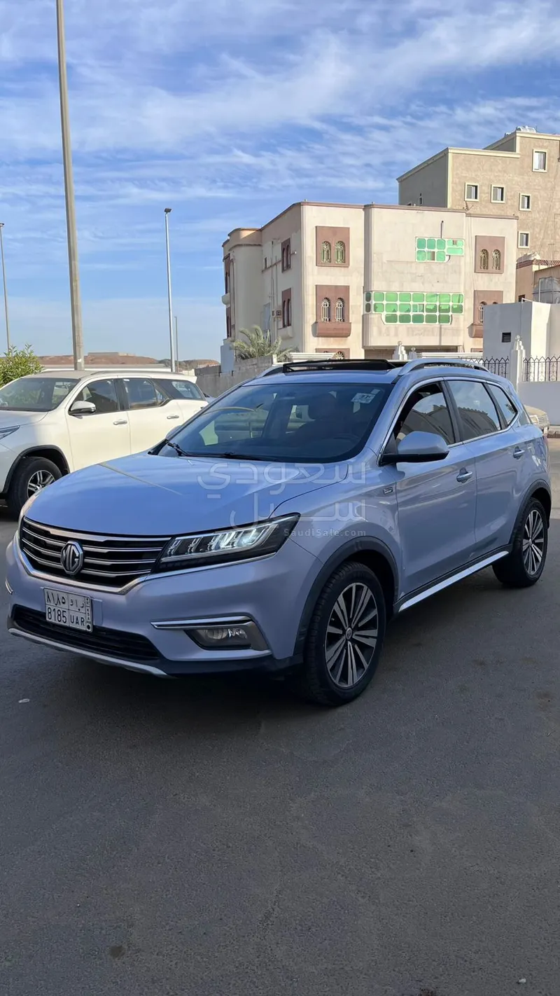 2022 ام جي ار اكس 5