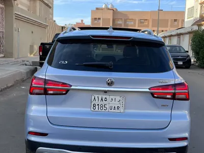 2022 ام جي ار اكس 5