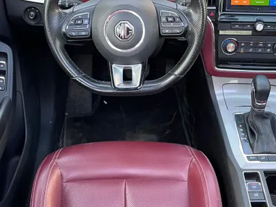 2022 ام جي ار اكس 5