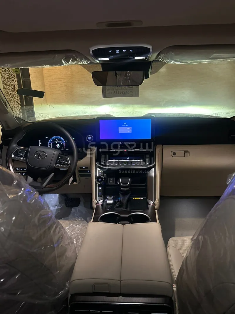 2025 تويوتا لاند كروزر جي اكس ار